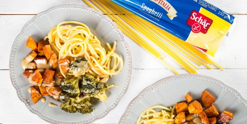 Spaghete fara gluten cu broccoli, cartof dulce si tahini