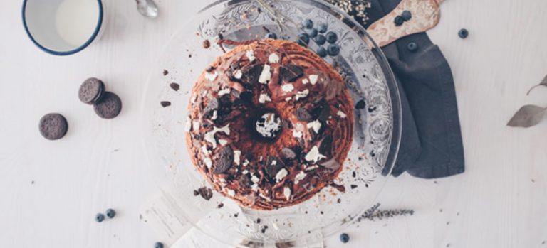 Tort Bundt cu ciocolata