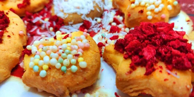 Biscuiți fără gluten de Crăciun cu migdale și cocos